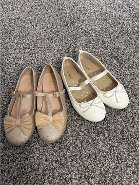Cat & Jack Girls' Cream and Gold Bow Dress Flats Size 11